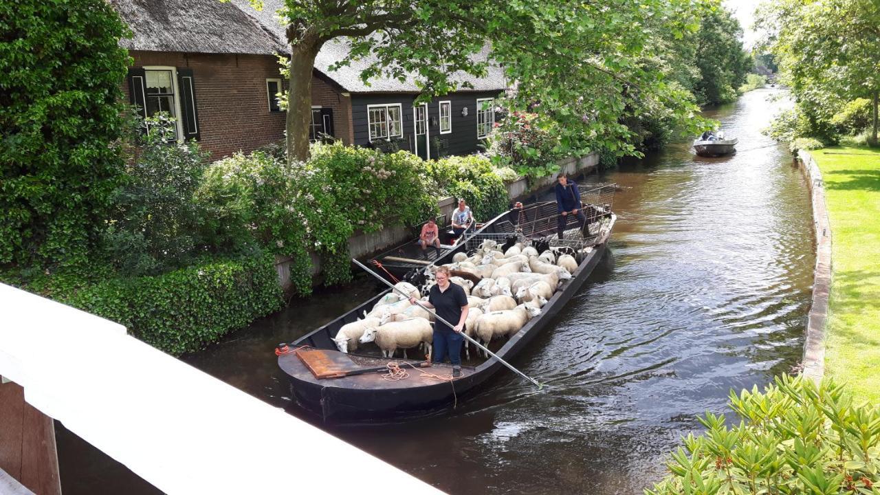 Farmhouse Lodge Giethoorn Exterior foto